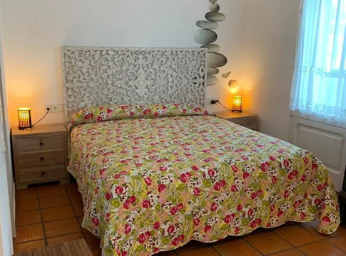 Ramon Casa Con Garaje Carretera De Port-lligat N 70 בית נופש קדאקז